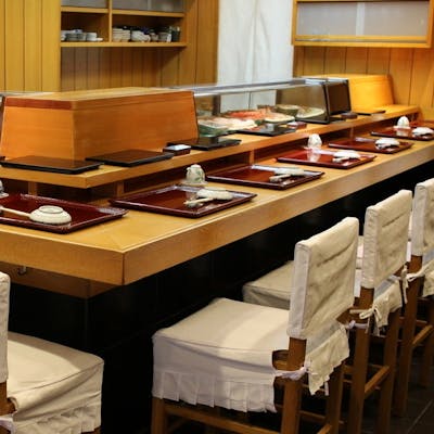 都会の喧騒を忘れられる和空間