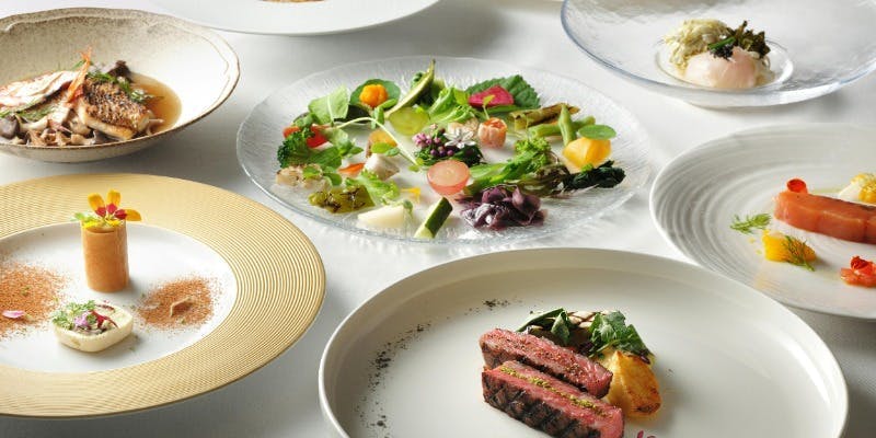 【Bコース】全国の旬な食材とメインに黒毛和牛など高級食材を堪能する全9品＋乾杯スパークリング