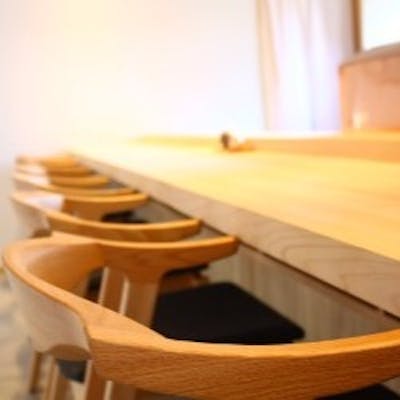 和モダンの落ち着いた空間