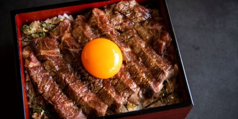 256黒毛和牛焼肉特上盛合せ ds135-136_eyecatch.jpg