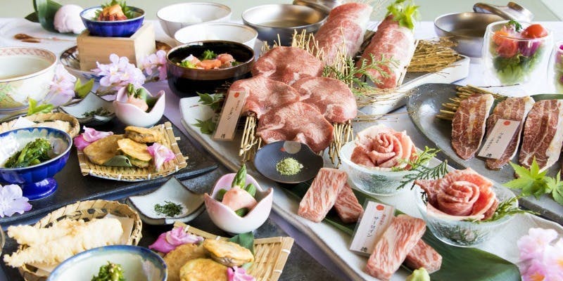 和牛焼肉 徳 【祇園桜コース】春の「前菜4種盛合せ」、特選和牛雲丹ユッケ、厳選赤身肉焼きしゃぶ等10品＋2H飲み放題A ディナー プラン ...