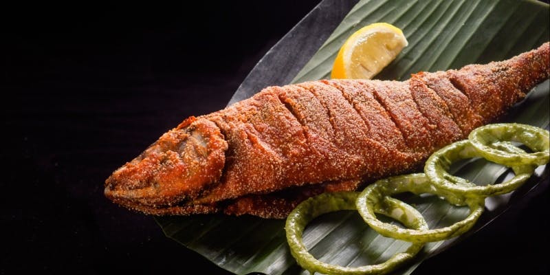 【シェフおすすめコース】メディア掲載多数チキンビリヤニと魚料理の両方を楽しめるコースです。