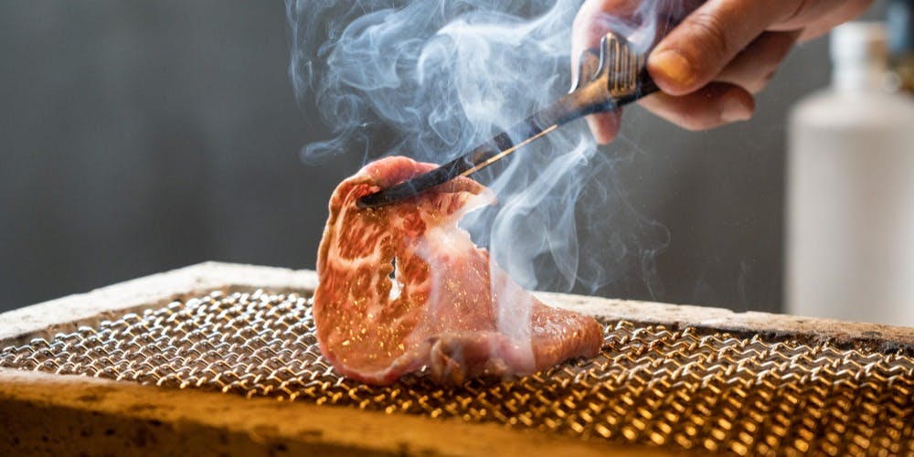 Nose to Tail（ノーズ トゥ テール）