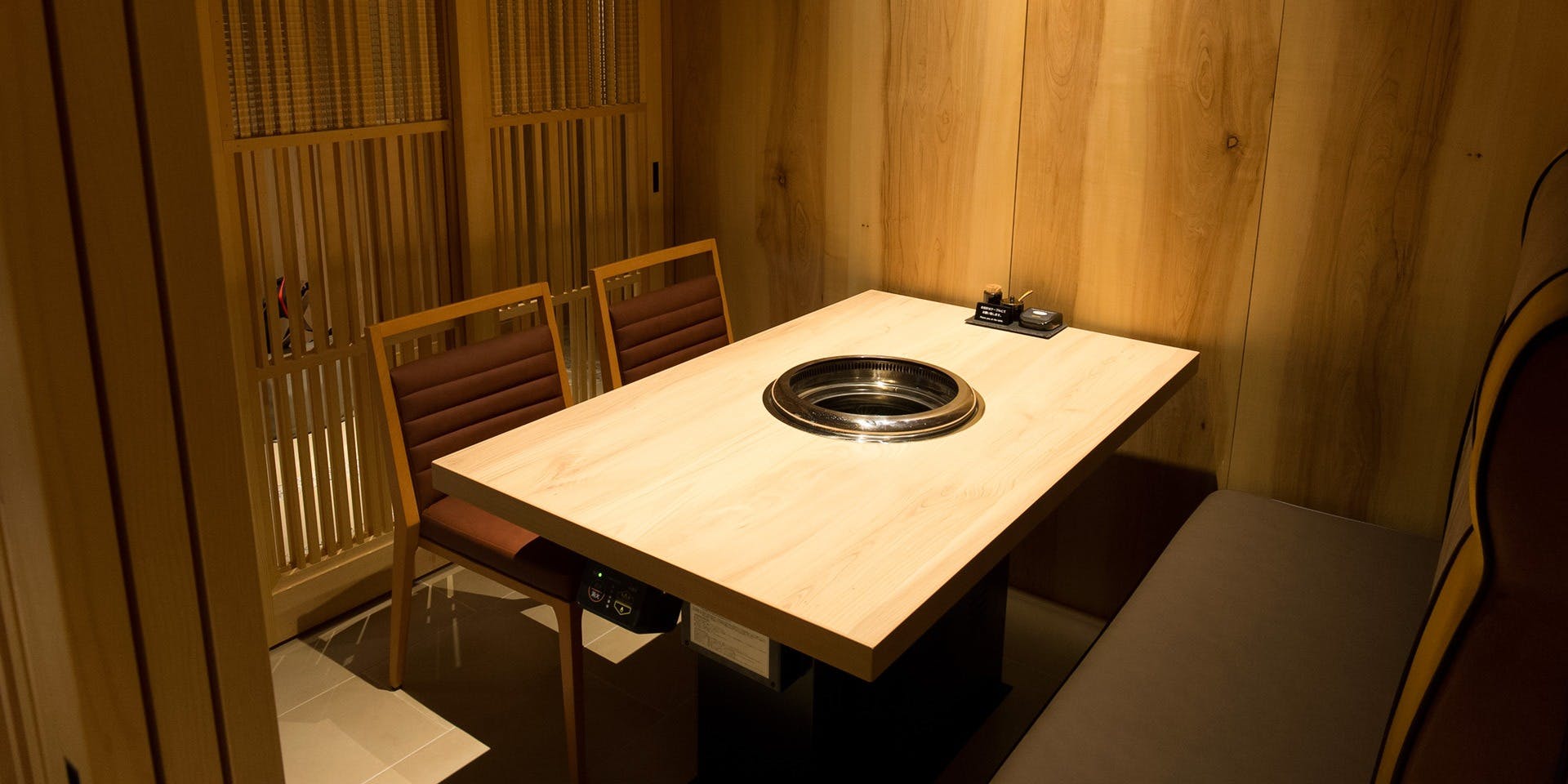 近江牛専門店 近江・かど萬 - 画像1