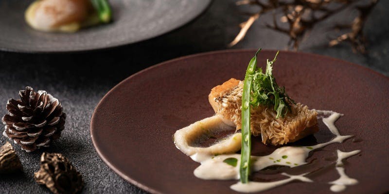 【Xmas2025】伊万里牛ロースや鮑、旬の鮮魚など厳選食材のクリスマスランチコース全7品