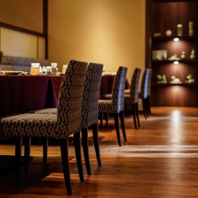 芸術や文化の息吹を感じ取れる食空間