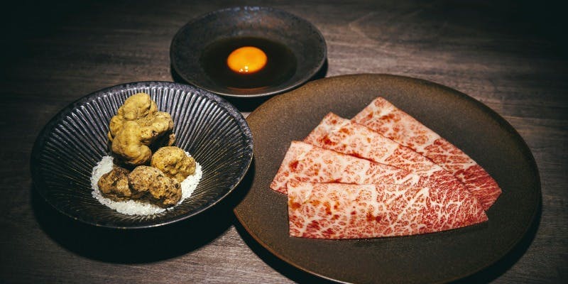 【Kコース】牛テールとスッポンの春巻き、白トリュフとザブトンのすき焼等14品（12/1～12/31）