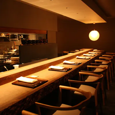 落ち着いた雰囲気の店内