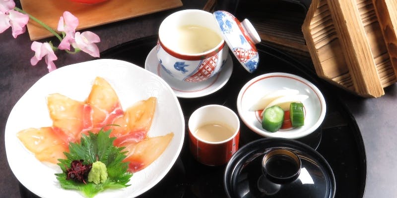 5月からのランチメニュー【平日限定】鯛茶御膳　デザート付き　2,420円税込