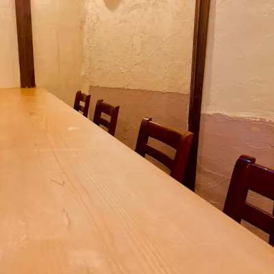 落ち着いた雰囲気の店内