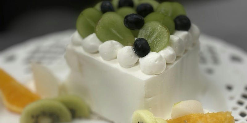 「ケーキ付」アニバーサリーコース＋溶岩石で焼き上げた黒毛和牛ステーキ（乾杯スパークリングワイン付き）