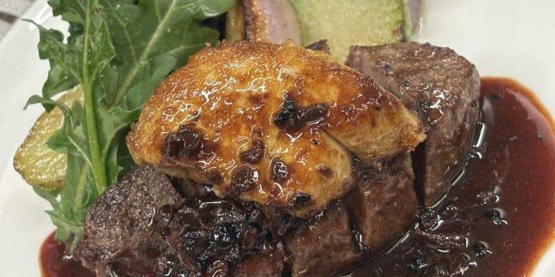 【Xmas2025】クリスマスディナーショー　12月23日限定＋乾杯酒・食後酒付