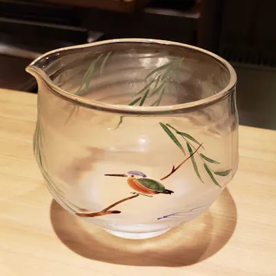 食事を盛り立てるこだわりの器