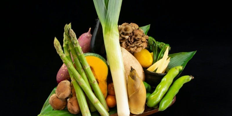 【臨場感あふれるカウンター席確約「極・職人おまかせ」コース】＋乾杯ドリンク付（天麩羅のみお食事別途）