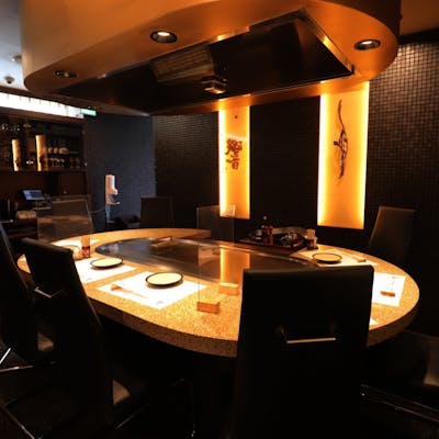 ラグジュアリーな、大人の特別空間