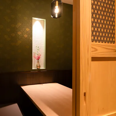 落ち着いた雰囲気の店内