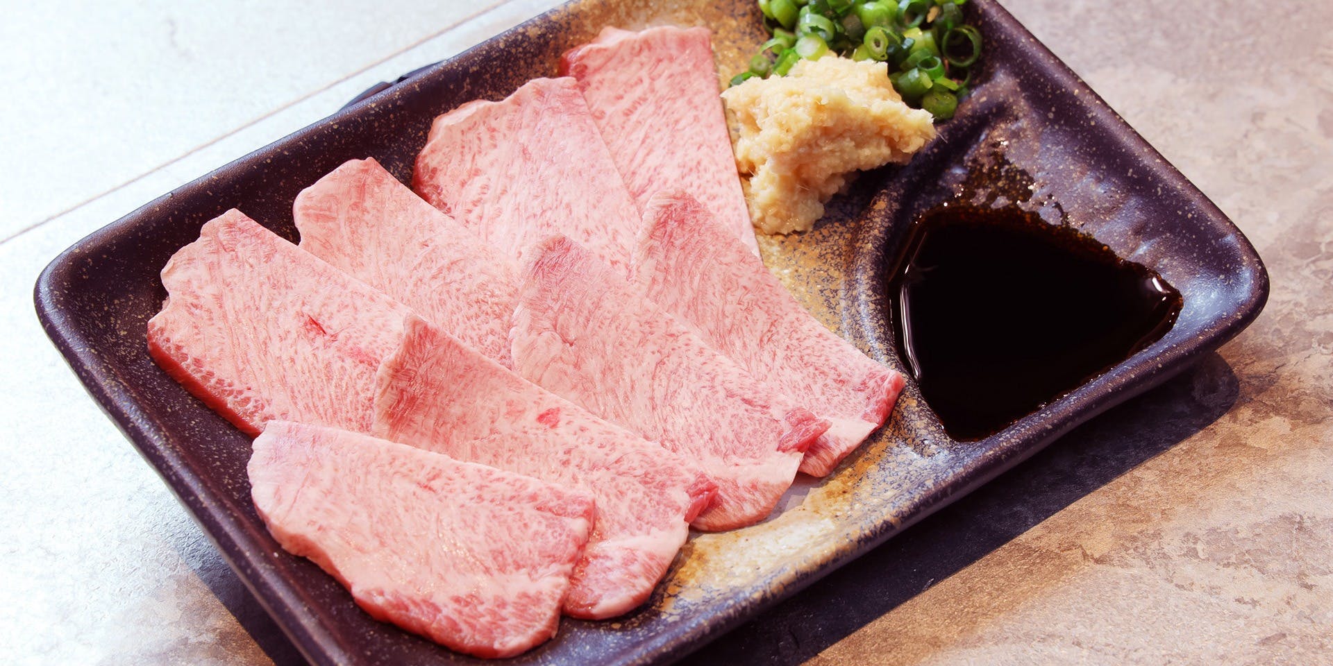 なんば黒毛和牛焼肉 霞（KASUMI）