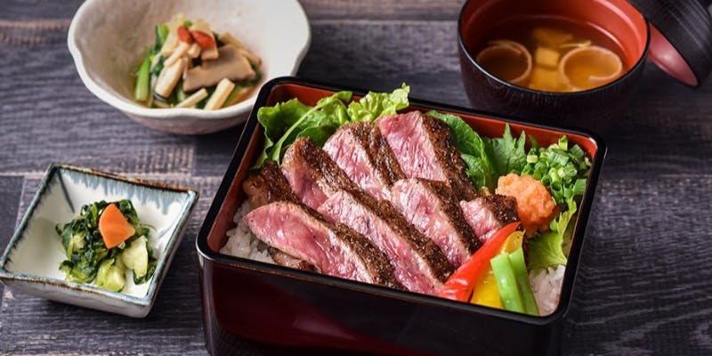 米沢牛赤身ステーキ重定食（3,500円）