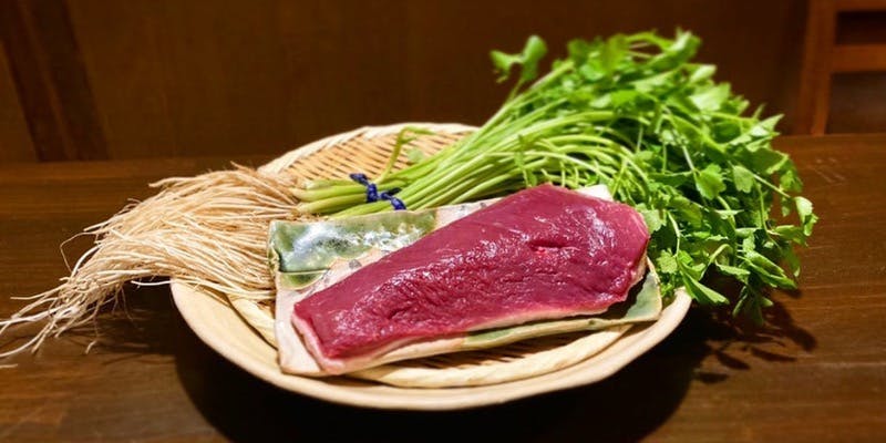 河内鴨と特選三関せりの鴨鍋コース