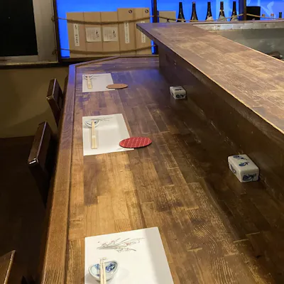 落ち着いた雰囲気の店内