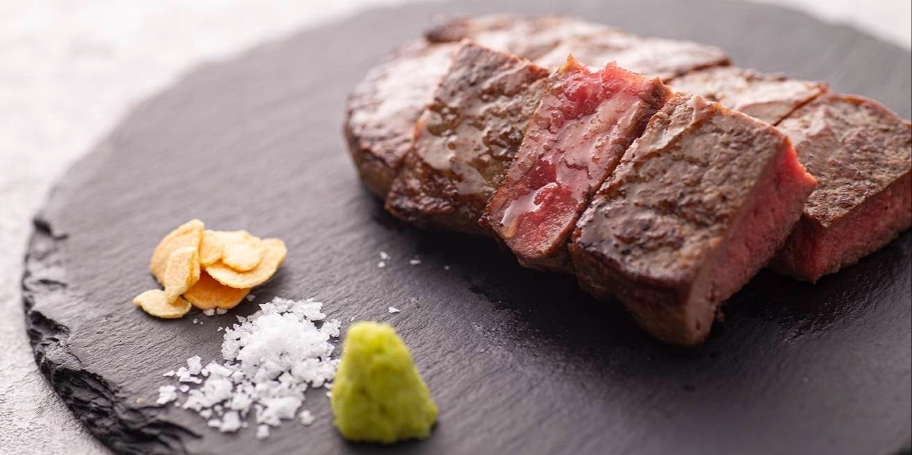 Teppanyaki×Wine あかくろ