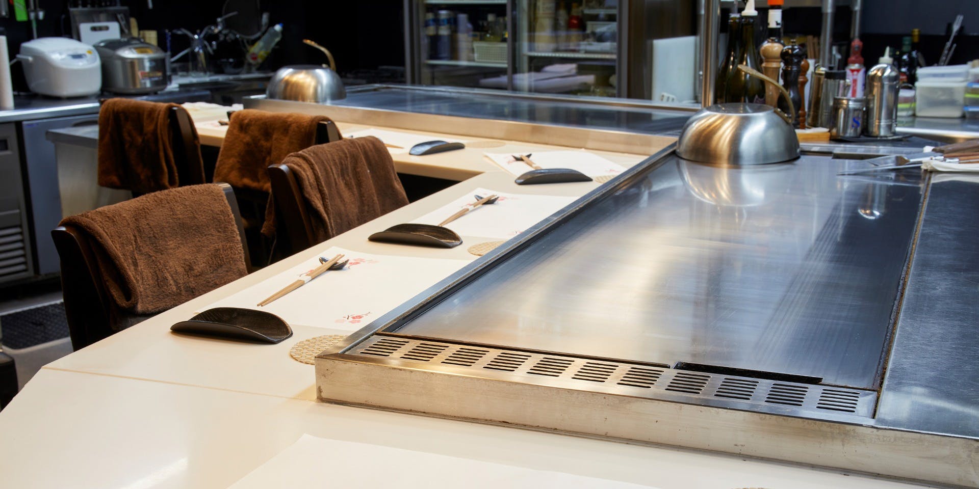 鉄板焼八七 - 画像1