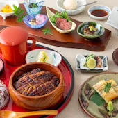 炭焼うな富士 白壁別邸