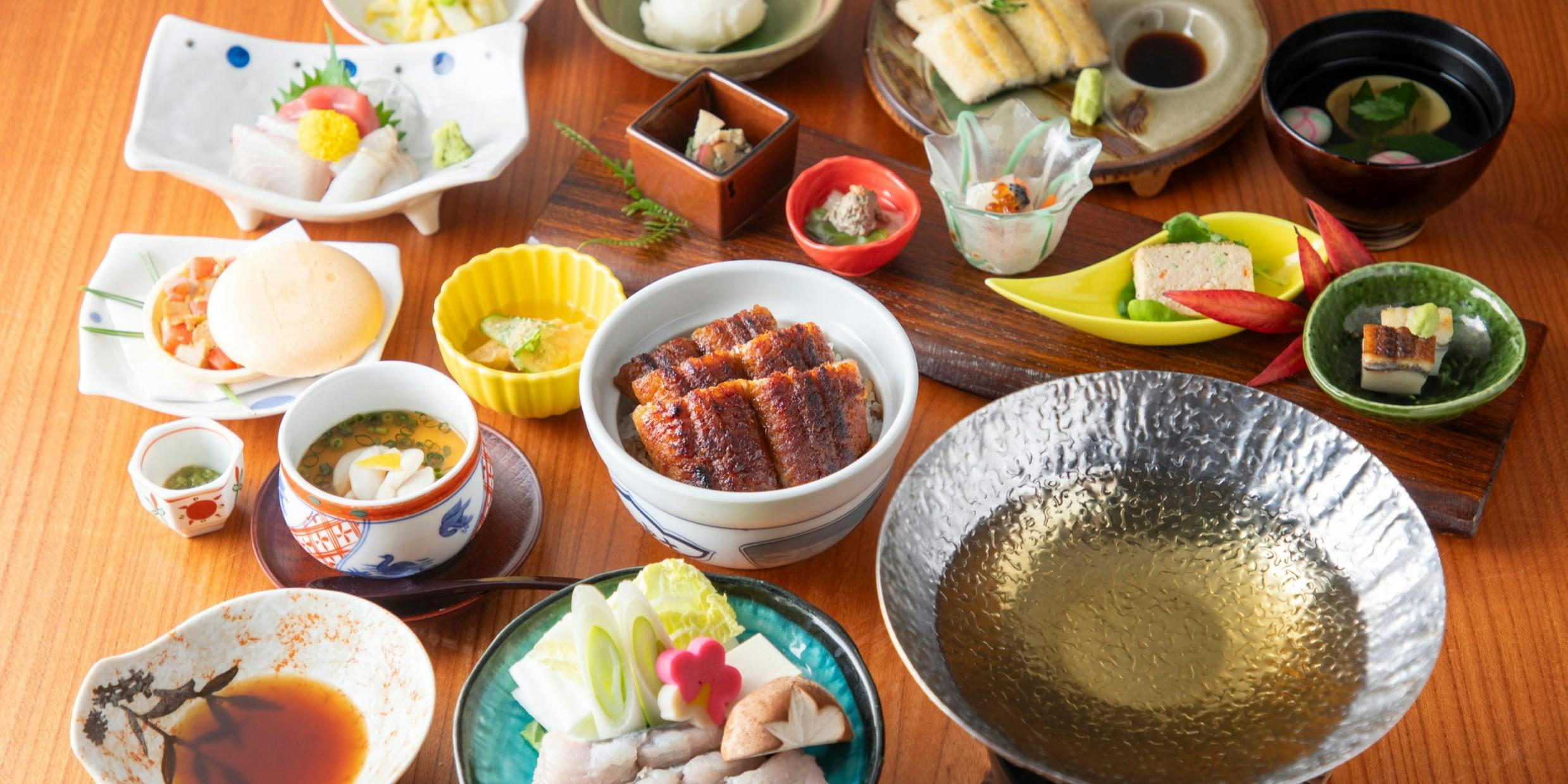 炭焼うな富士 白壁別邸