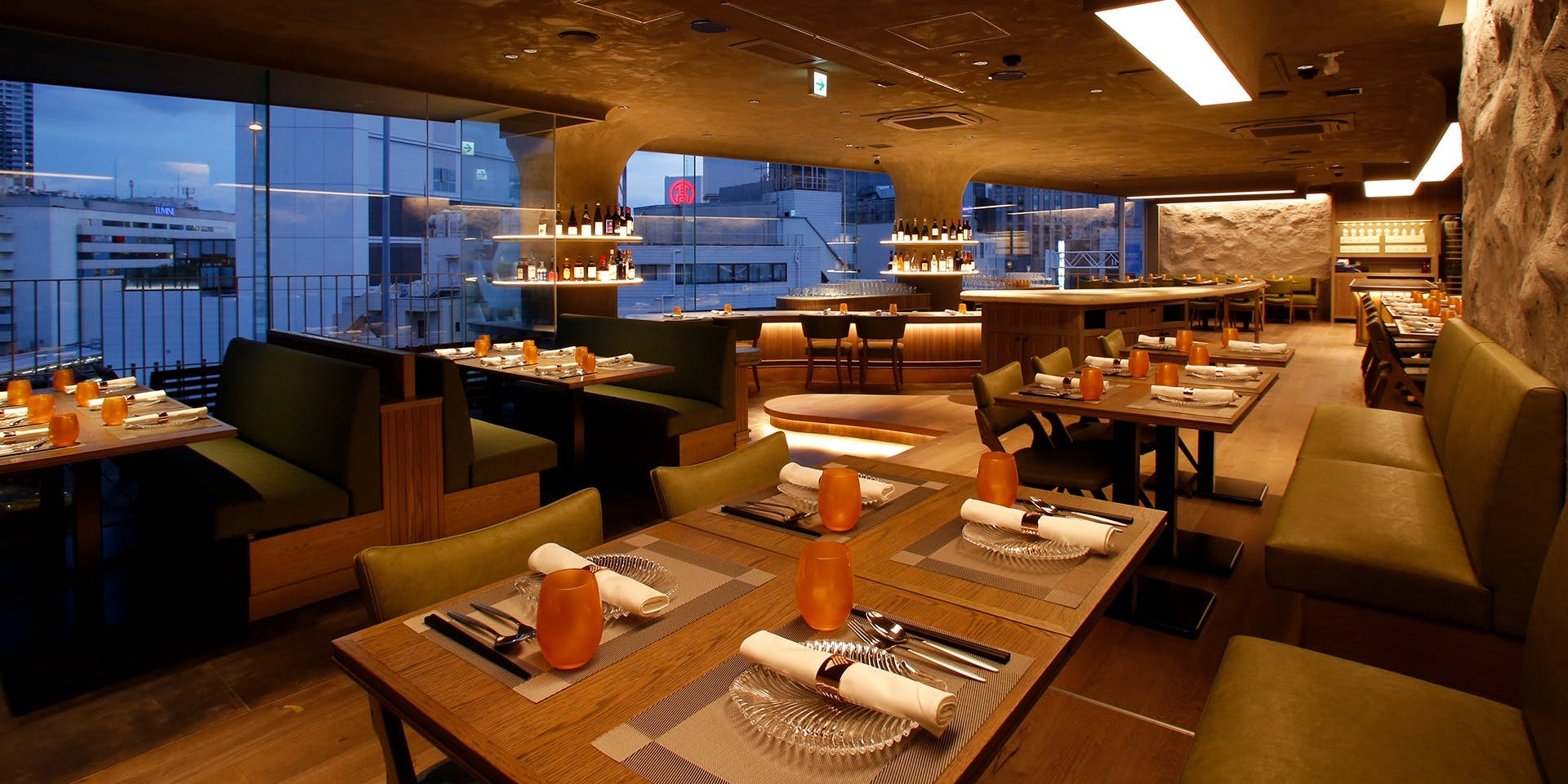 クイーンオブ タイランド 横浜（QUEEN of THAILAND YOKOHAMA） - 画像1