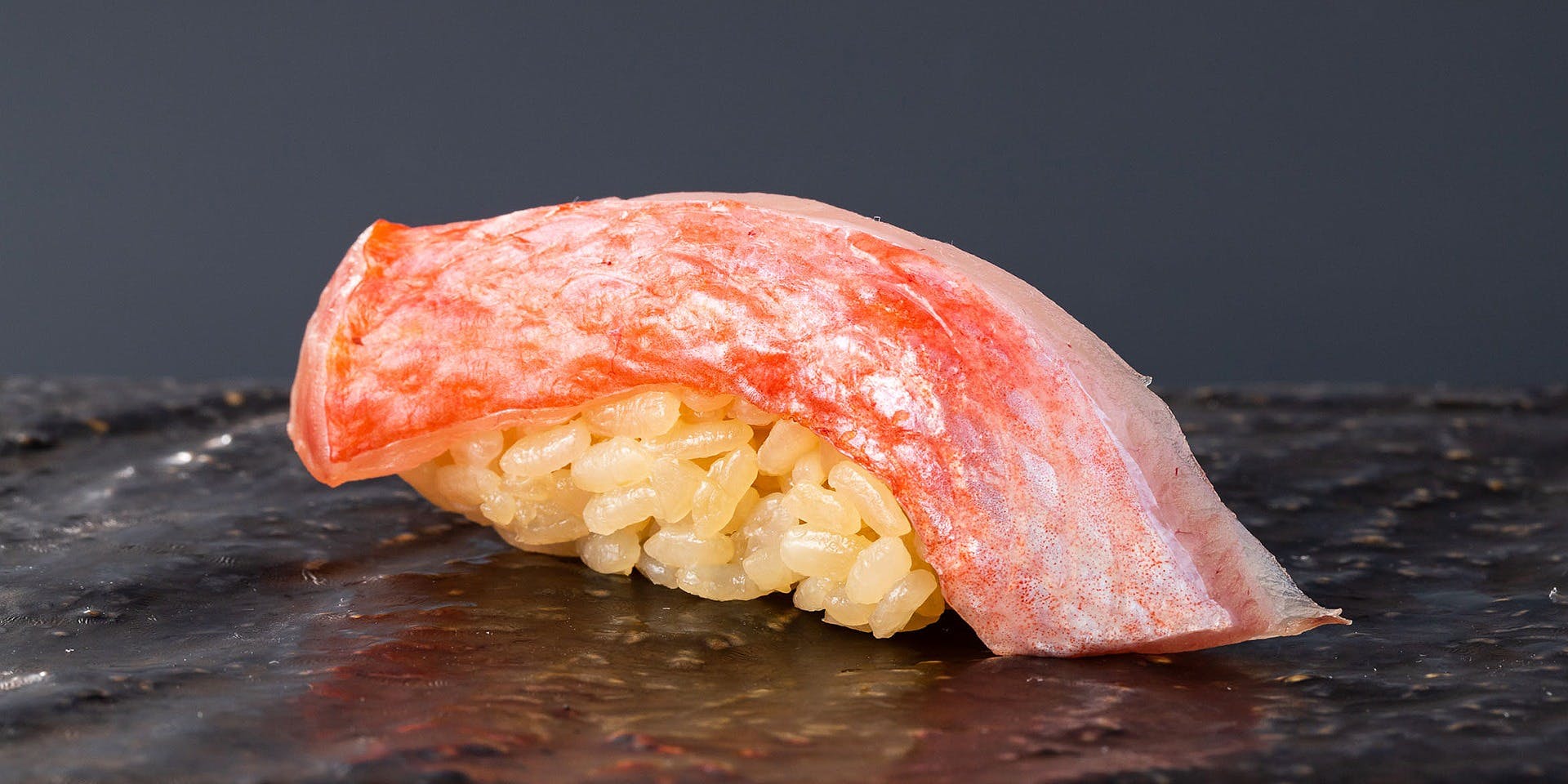 名駅 鮨 天野（【旧店名】名駅 鮨 よこ田）