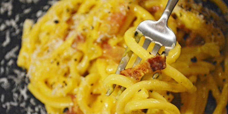 【ランチセット】隠れ家空間でゆっくり。選べる前菜とパスタにデザート、食後のドリンク付き全3皿