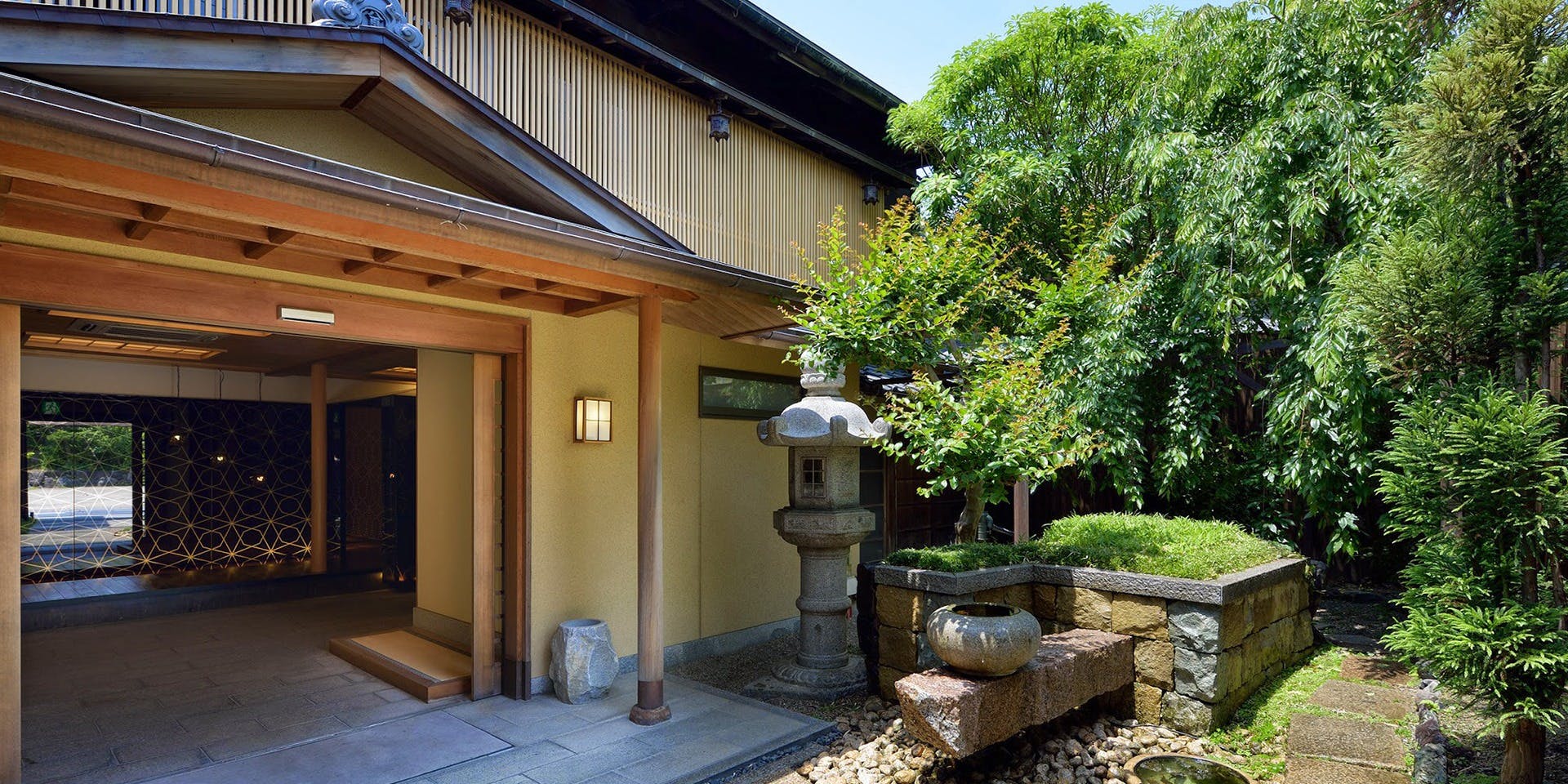 八百忠 本店（やおちゅう）