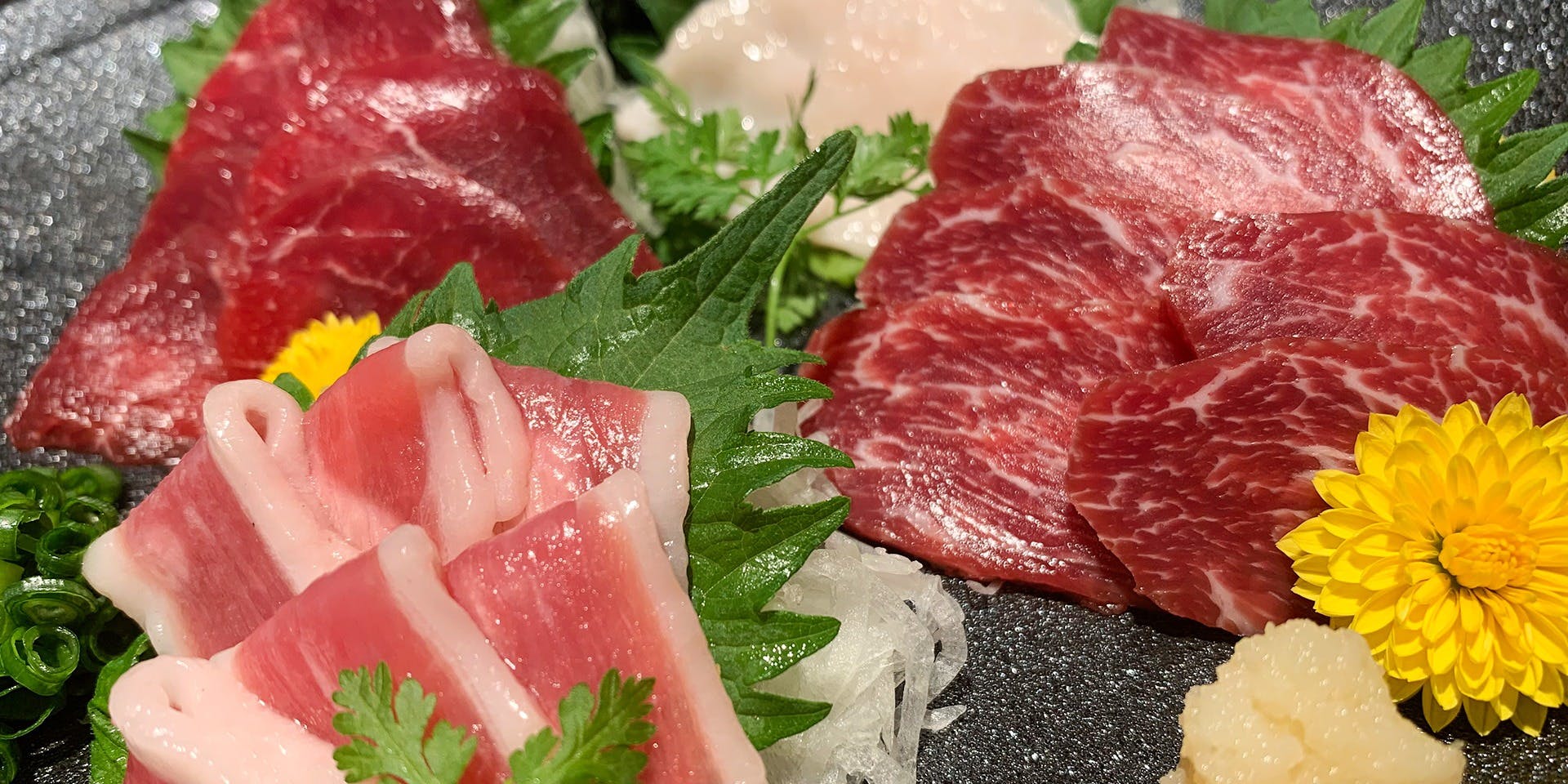 黒豚あじと Dear西麻布