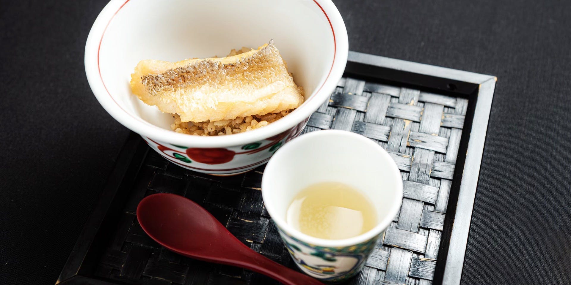 鮨 たつ也 よしかわ