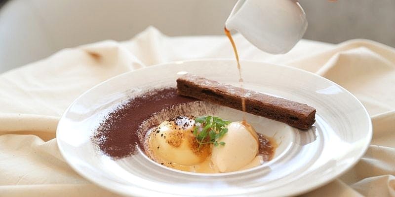 RESTAURANT THE SHAMBLES（レストラン ザ シャンブルズ）