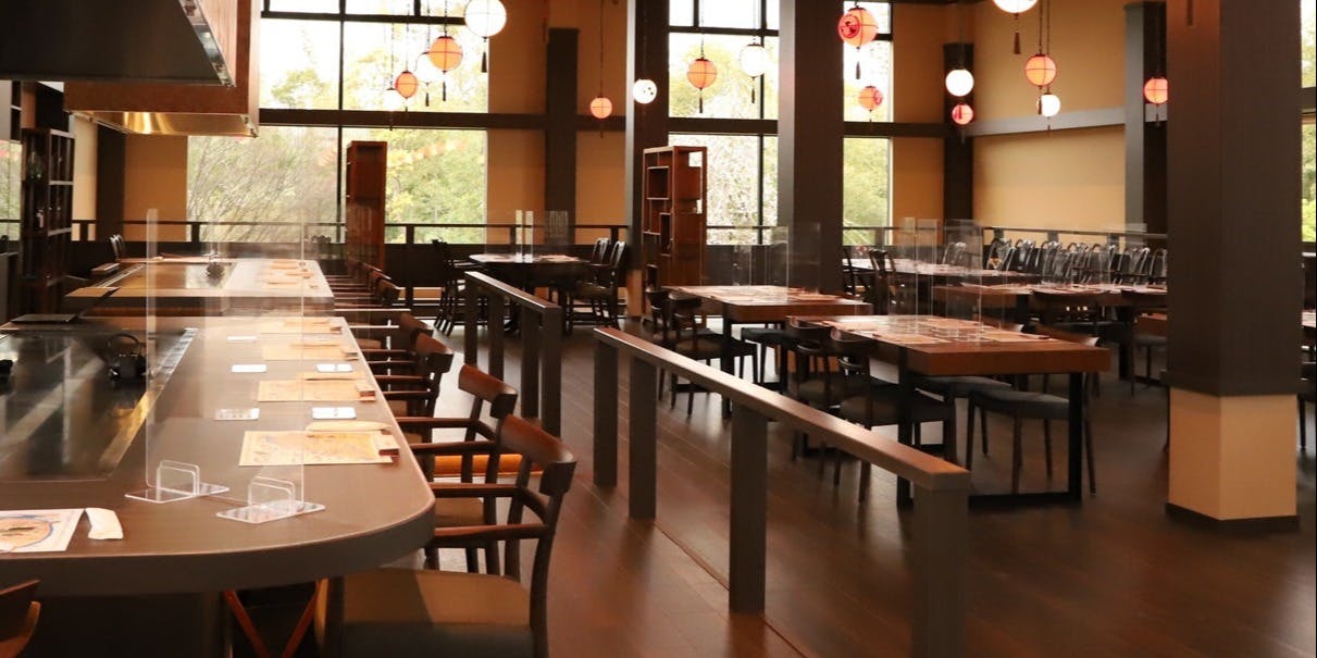 海神人の食卓 桟敷（アマンの食卓）