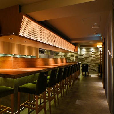 落ち着いた雰囲気の店内