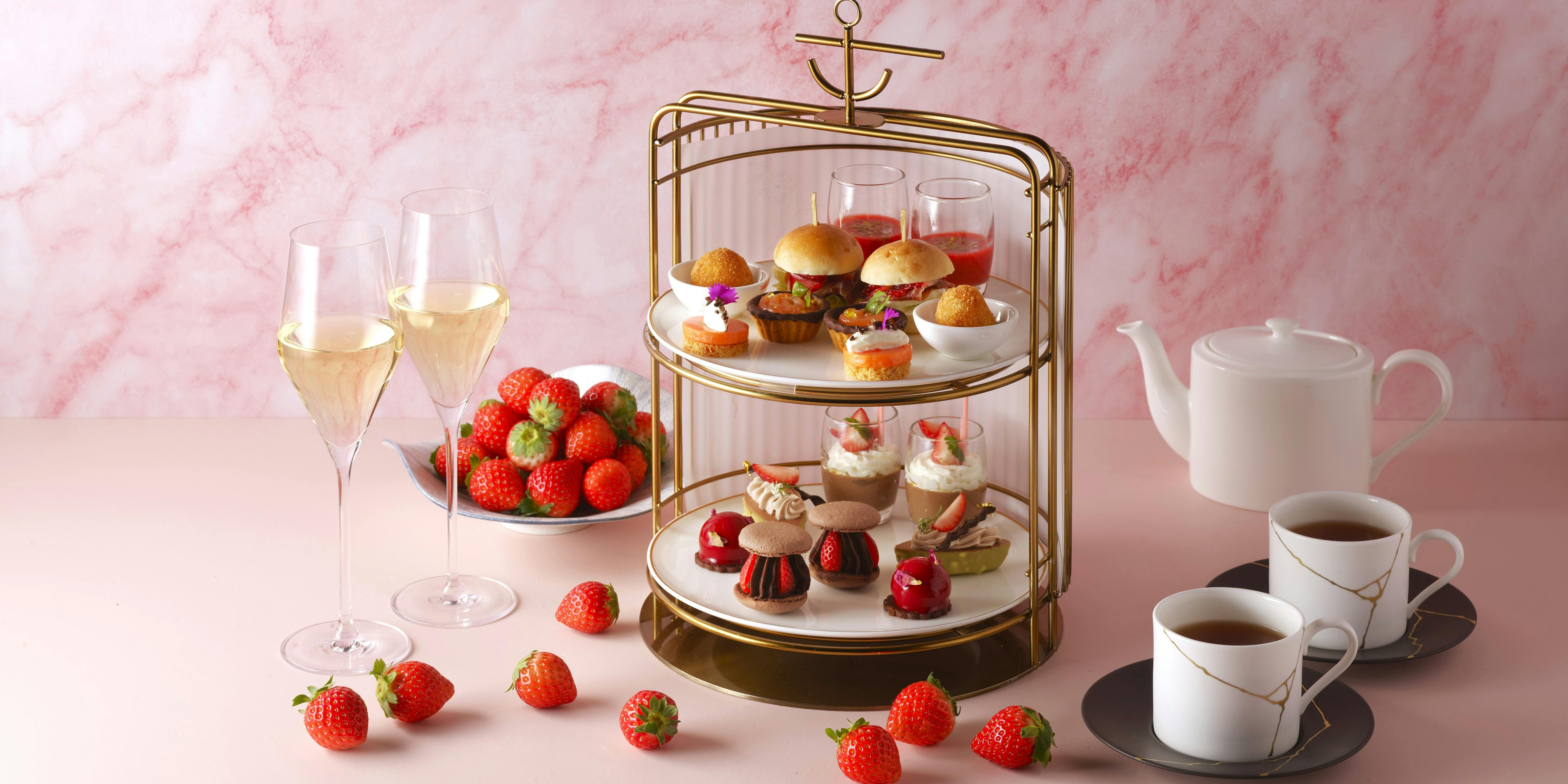 ロビーラウンジ／ウェスティンホテル横浜 【EN‐ CHANTED BITE】ENHYPEN