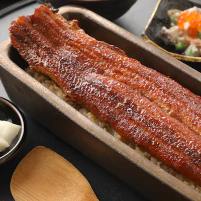 「名物一本うなぎ」は自信の一品