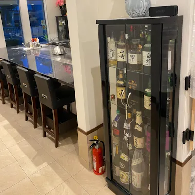 落ち着いた雰囲気の店内
