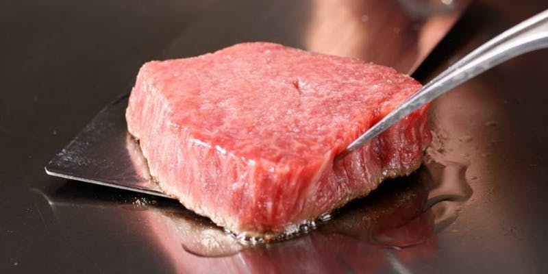 【特選神戸ビーフヒレ100g】ローストビーフ二種食べ比べやガーリックライス含む全8品