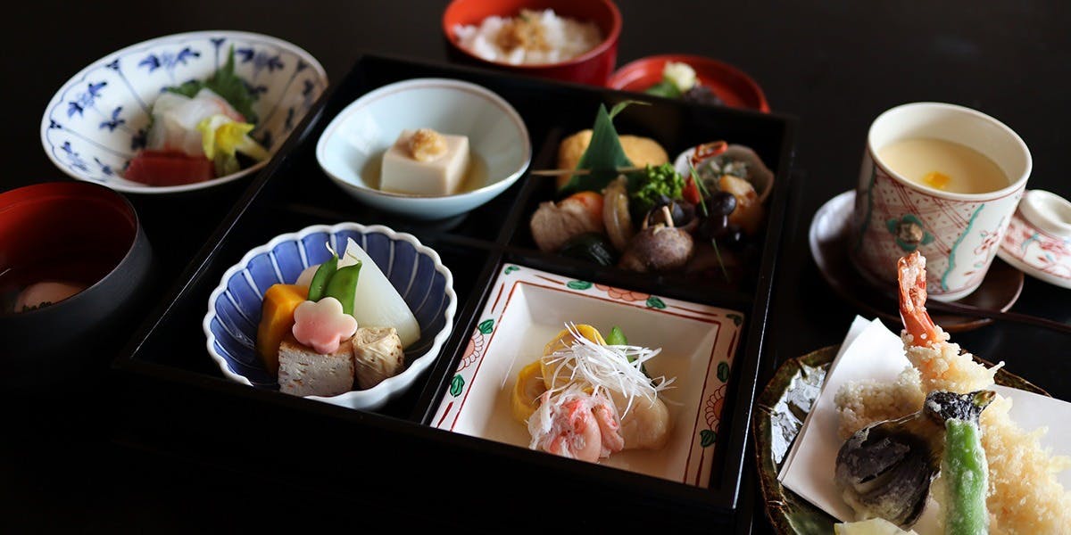 ランチ 日本料理 竹茂 ニホンリョウリ チクモ 長岡天神 懐石 会席料理 一休 Comレストラン