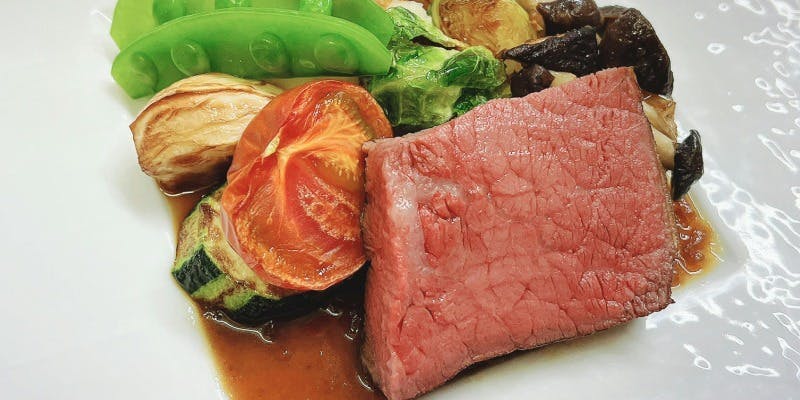 8900 Wメインコース  信州ブランド：蓼科牛とお魚料理等 5品