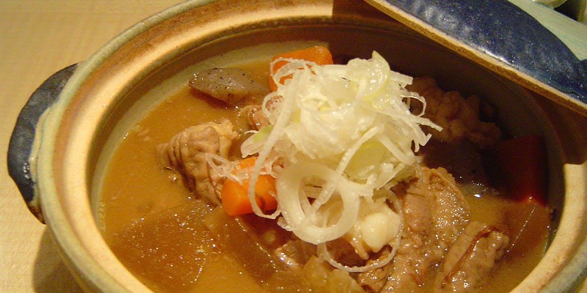 六本木 左馬（ロッポンギヒダリウマ）