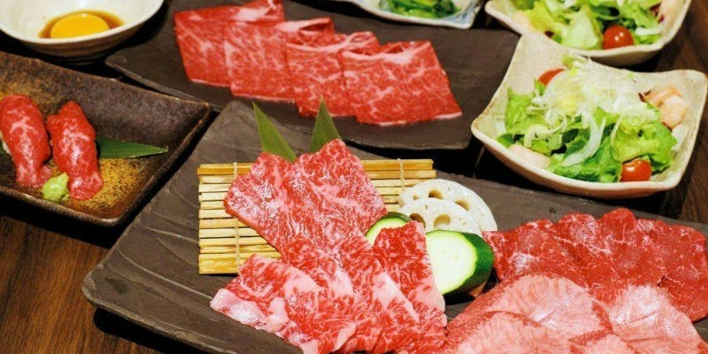 ＜福 会食＞希少部位を含む黒毛和牛3種を楽しむ会食プラン全7品＋プレミアム飲み放題