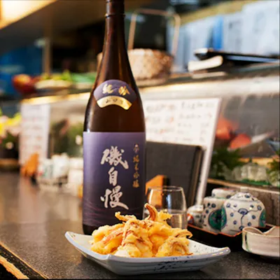 豊富に取りそろえる旬の日本酒