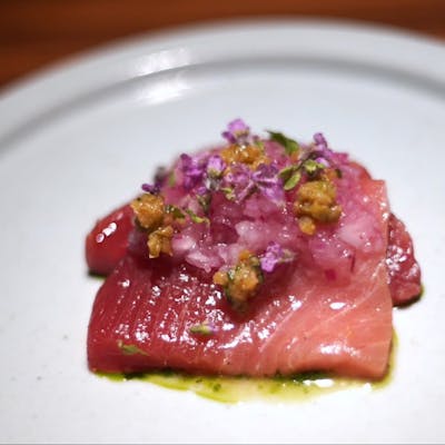 名古屋の柳橋市場や築地から仕入れる鮮魚の数々