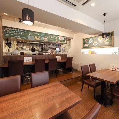 スムーズジャズが流れる大人の上質空間