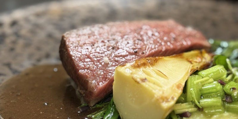 【黒毛和牛フィレ肉ランチ】自家製焼立てパン ＋ お土産の焼き菓子  15000（税サ別）