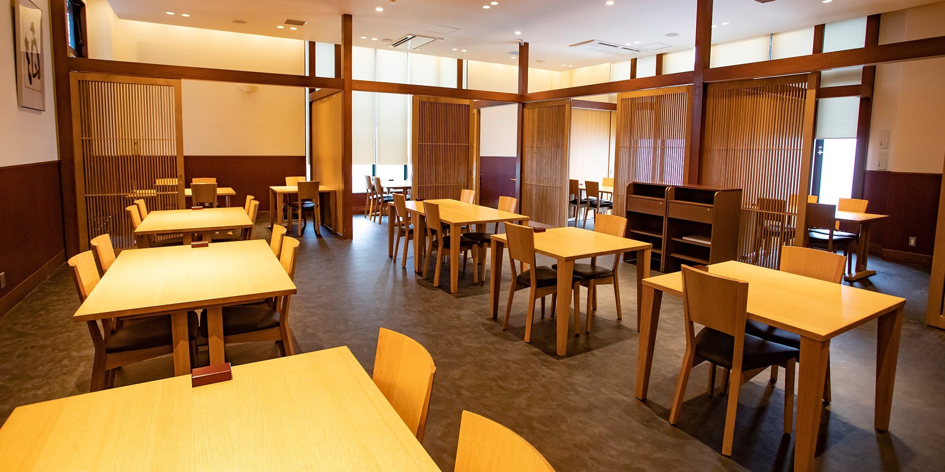 日本盛 酒蔵通り煉瓦館 花さかり (にほんさかり さかぐらとおりれんが